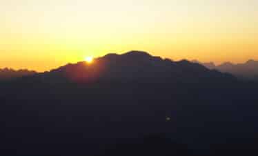 Amanece en la Cresta del Alba en Benasque