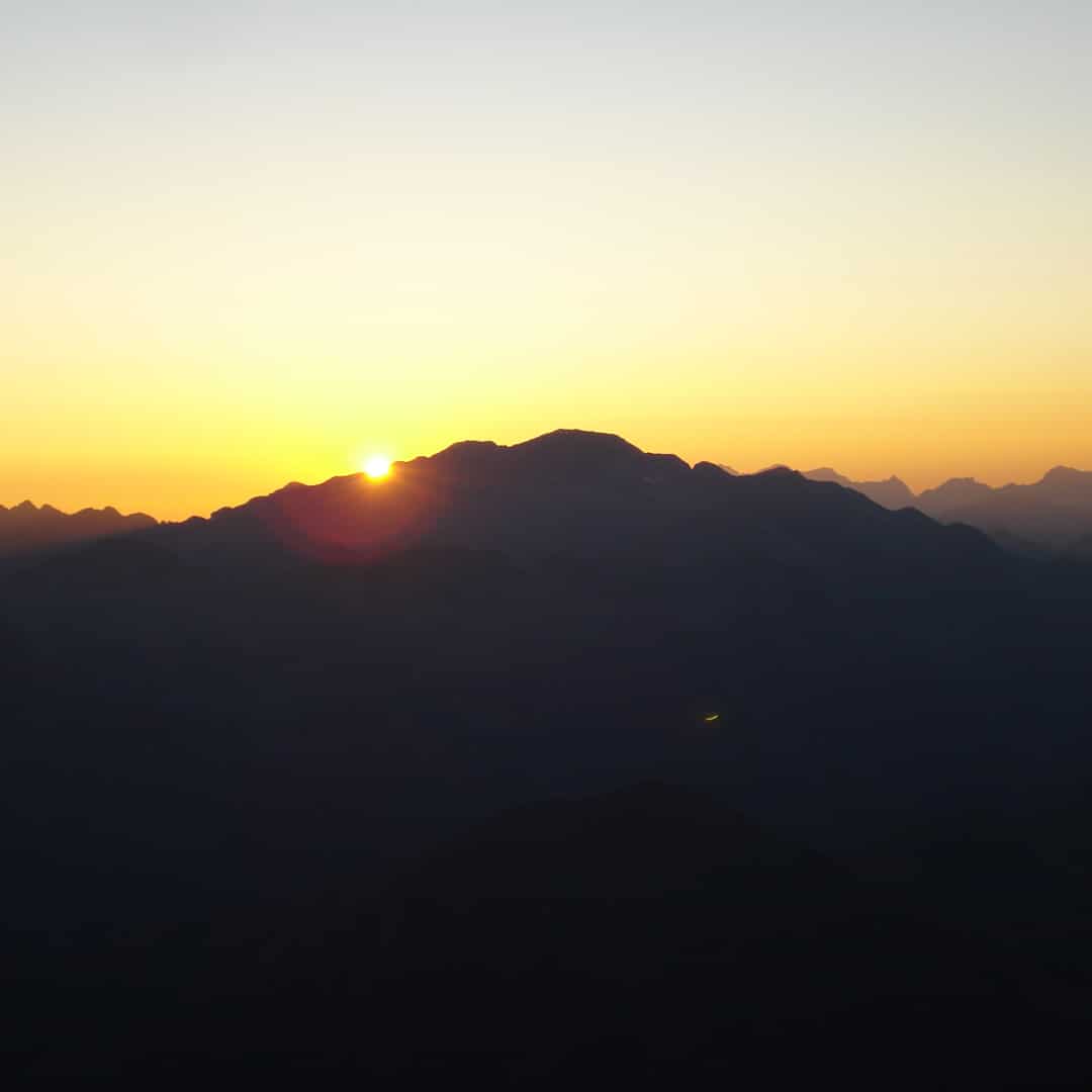 Amanece en la Cresta del Alba en Benasque