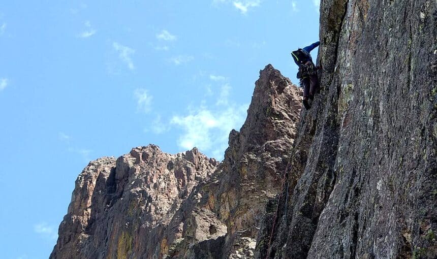 Cresta al Cielo: Ascenso al Petit y Grand Pic del Midi Ossau