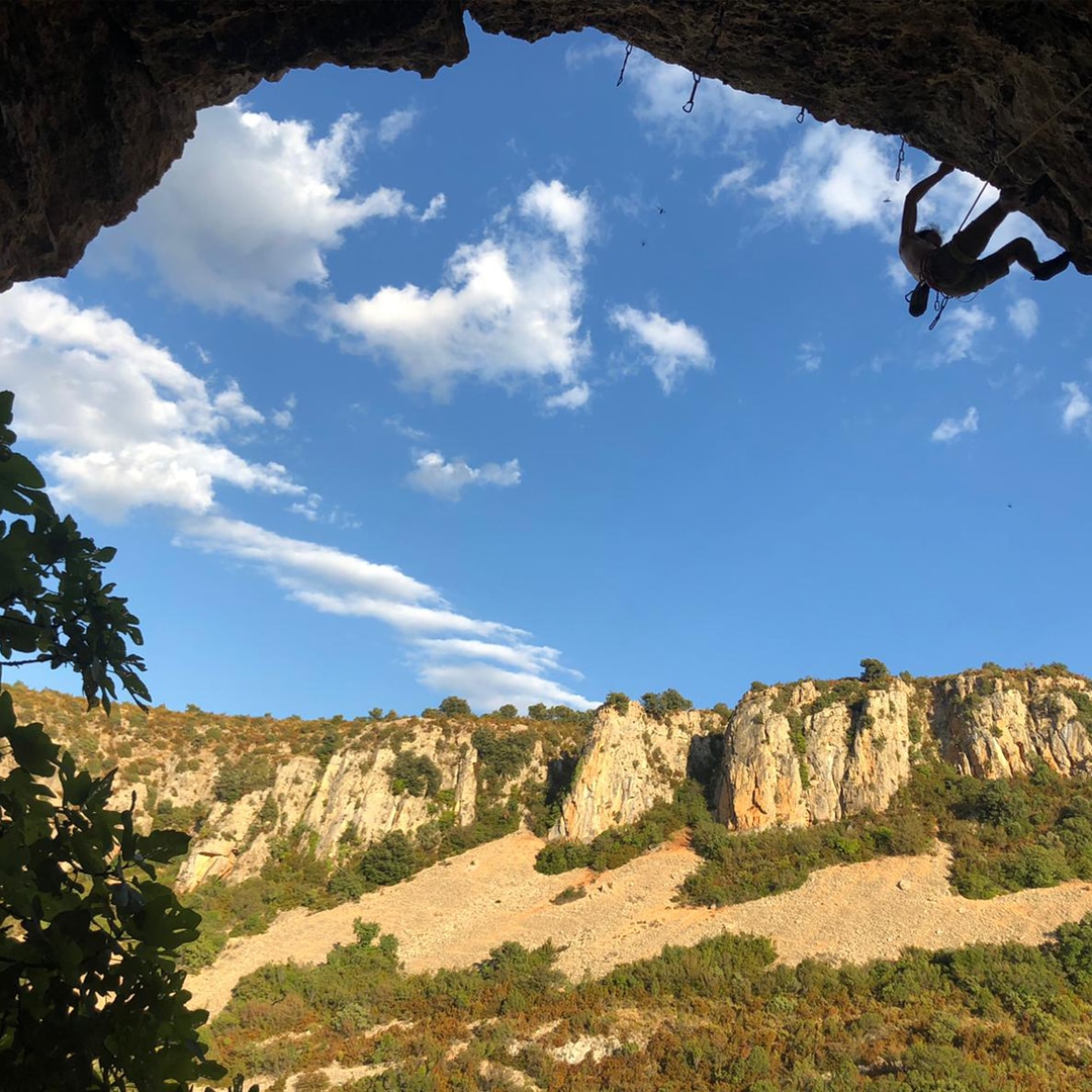 Escalada deportiva en la Sierra de Guara