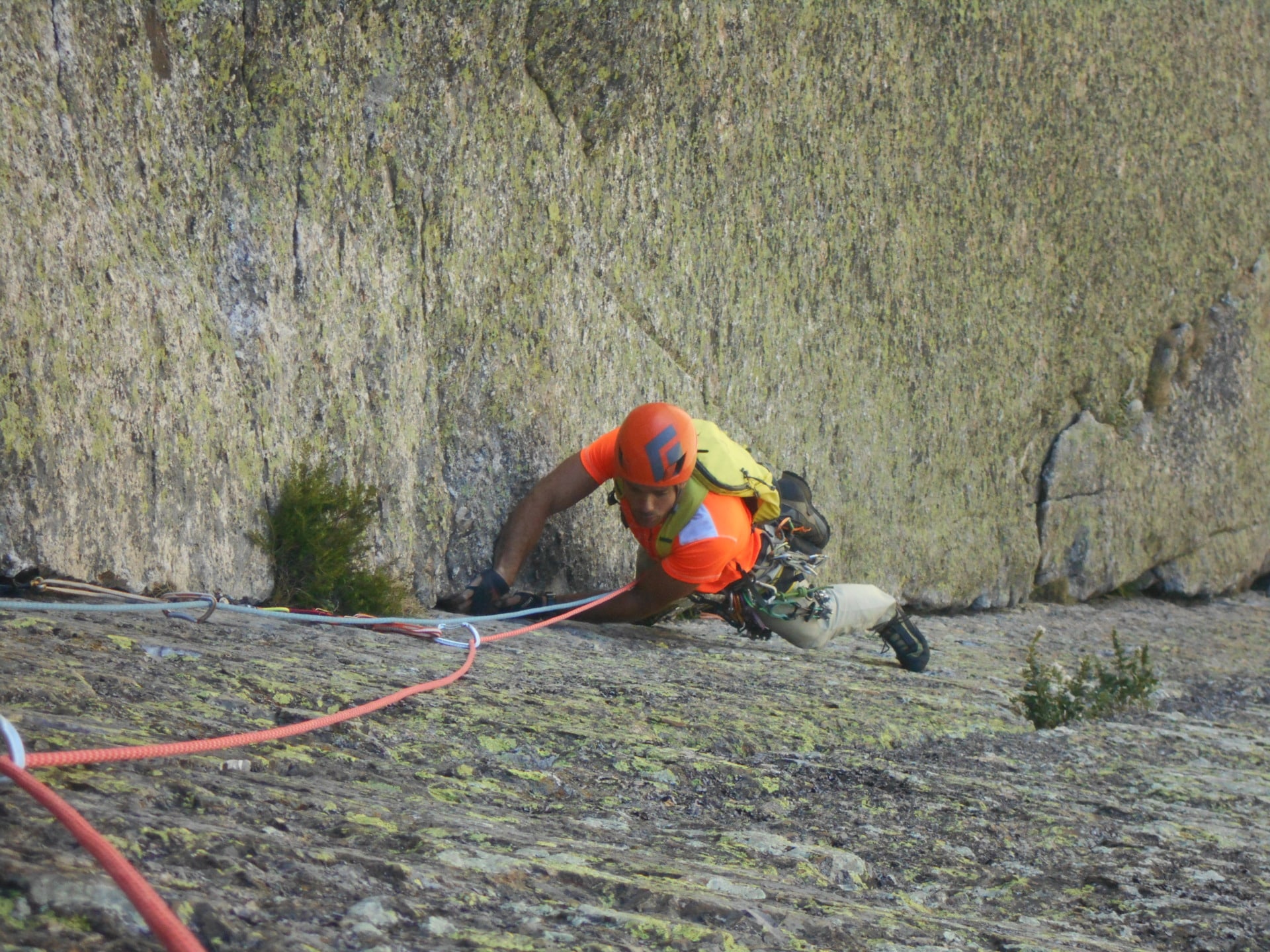 Diedro Ayuso en los Galayos