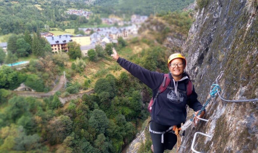 Ferrata Escuacho en Panticosa: Una Emocionante Aventura a Través de Bosques y Ríos Centenarios