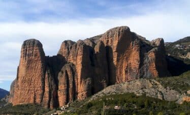 Los Mallos de Riglos